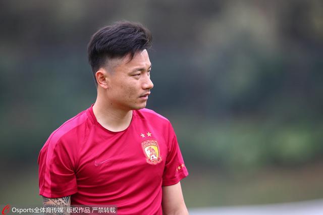 CCTV6 VIP影院 全部 电影 电视剧 影人 视频 图片 新闻 更新时间 所有 1小时内 今日内 1周内 1个月内 从资讯频道搜索 结果 118606 条 “最美夜莺”周小燕追悼会 廖昌永现身道别恩师 2016-03-10 3月10日，99岁“最美夜莺”周小燕追悼会在上海举行。
